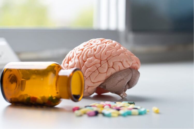 What vitamins need the brain